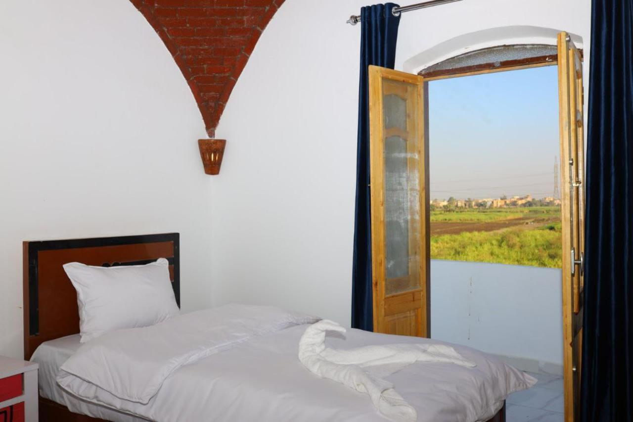 Quiet Gate Guest House Al Aqalitah Екстер'єр фото