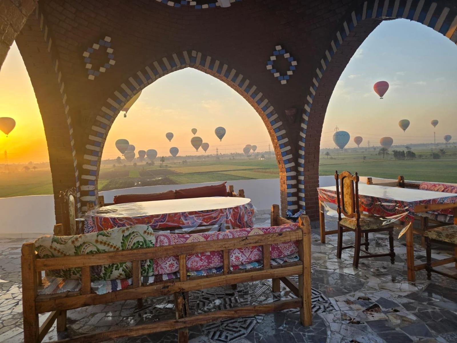Quiet Gate Guest House Al Aqalitah Екстер'єр фото